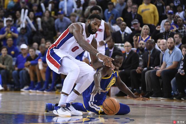 格林今天可能确实是受到首节伤的影响了