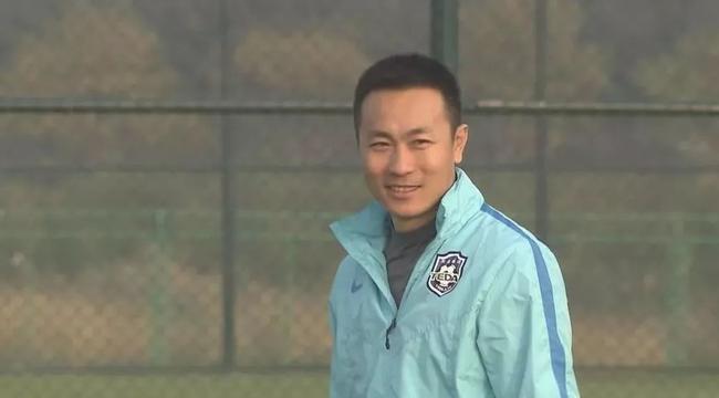 足协意识到国内中生代教练的断层