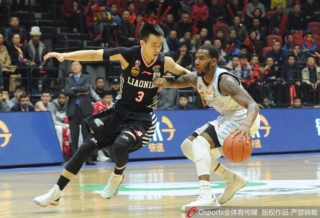 辽宁队险胜新疆队