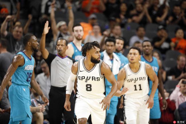 马刺结束四连败