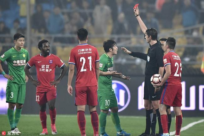 张稀哲遭遇12场禁赛