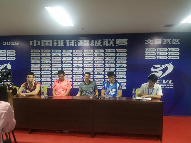 仲为君关键时刻扛大旗 徐静涛获单场最佳_排球_新浪竞技风暴_新浪网