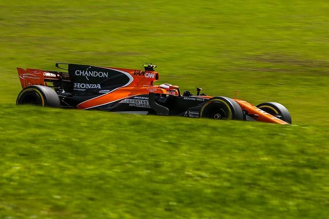 迈凯轮车队否决了现有引擎盖的设计方案