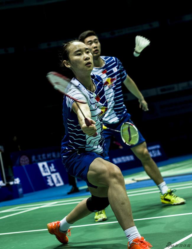 人物|包宜鑫:见证女双兴衰 无缘奥运却遇到爱情_羽毛球_新浪竞技风暴