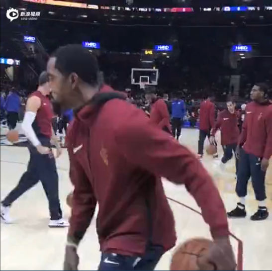 骑士皇家礼炮团轮流热身