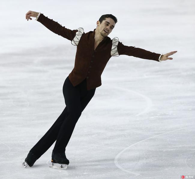 花滑大奖赛费尔南德兹夺冠俄小花逆袭进军总决赛