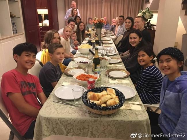 弗雷戴特邀队友过感恩节