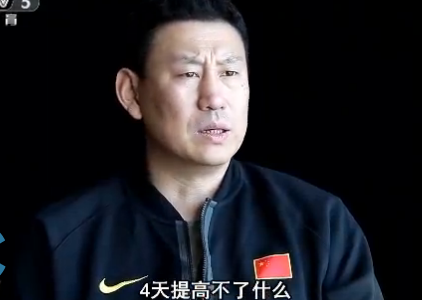 李楠:不是没体系 球员能力下降没法建立体系