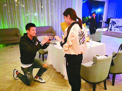å›žé¡¾è°Œé¾™çŽ‹é€‚å¨´æƒ…è·¯ ä¸€é