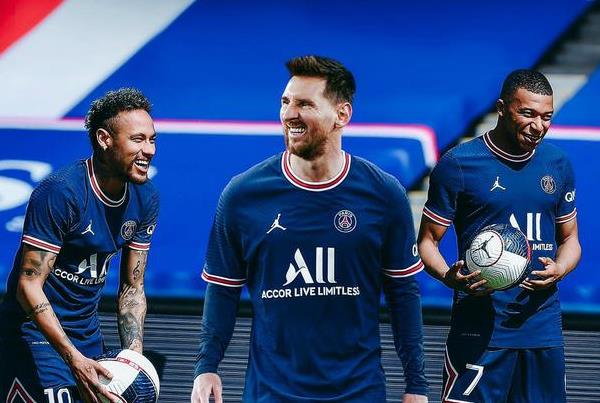 梅西:和内马尔姆巴佩同队很棒这是我来的原因之一_国际足球_新浪竞技风暴_新浪网