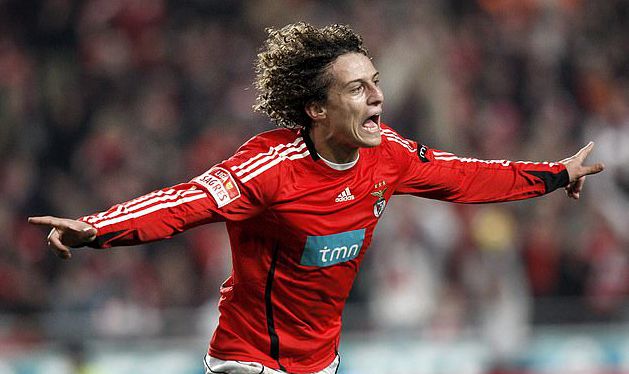 阿森纳尚未决定续约路易斯 想回本菲卡需大幅减薪