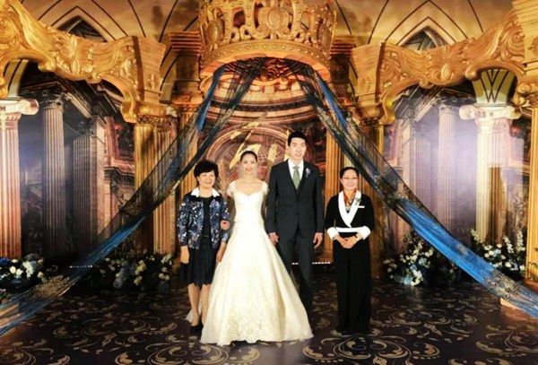 王茜和天津男篮前锋大婚领证五年补办婚礼