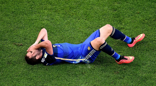 伊瓜因:14年决赛丢单刀之后本想退役 那球不好踢