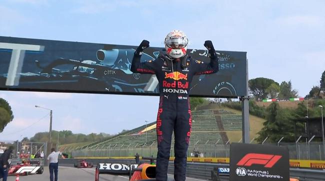 F1伊莫拉站正赛:维斯塔潘夺赛季首冠 博塔斯引红旗