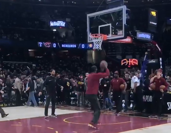 詹姆斯45分带骑士抢七决胜