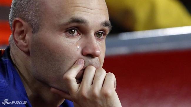 伊涅斯塔告别巴萨