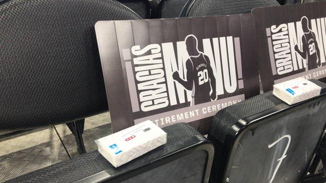 吉诺比利球衣退役场边第1件礼品竟然是纸巾