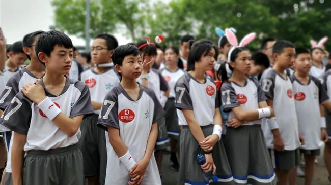 北京八中爱的分贝益起跑开哨近60学生奥森为爱奔跑