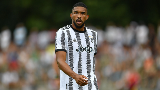 尤文主力中卫布雷默伤缺