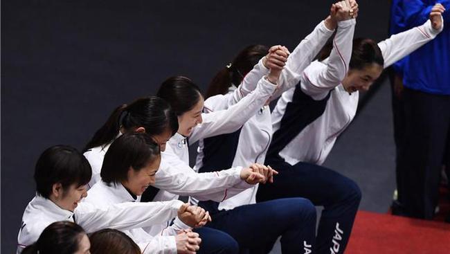 去年的雅加达亚运会，中国女羽无缘亚运六连冠，而日本队则时隔48年再夺亚运会女团冠军。