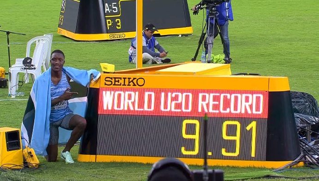 特博格“轻松”刷新男子100米世界青年纪录