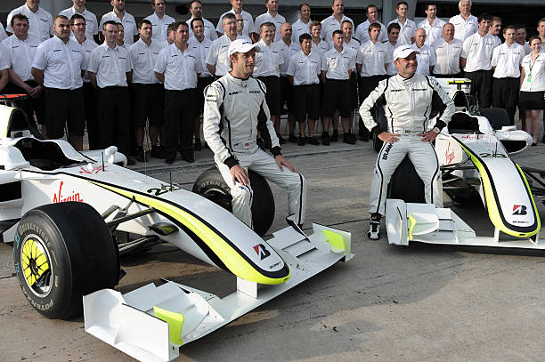 巴顿将在英国大奖赛驾驶冠军座驾 布朗gp 001_新闻_新浪竞技风暴_新浪