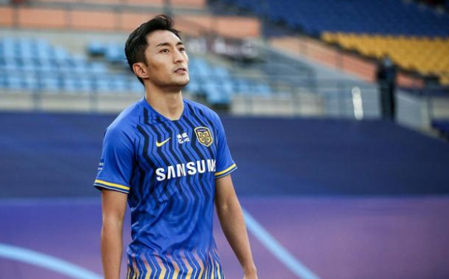 记者前江苏队冠军成员杨博宇有望加盟深足