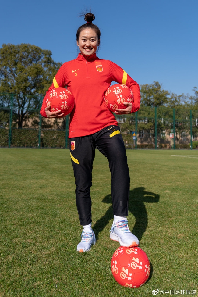 吴海燕:全新中国女足出击亚洲杯 希望迎来开门红
