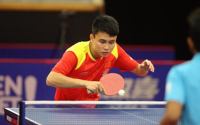 瑞典赛资格赛周启豪零封吉田雅己晋级第三轮