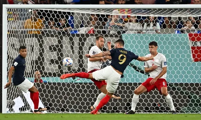 世界杯-姆巴佩梅开二度 法国2-1力擒丹麦提前出线