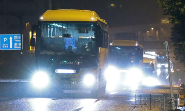 东京奥运会开幕式接送巴士实施预演 新冠防疫措施包括在内！