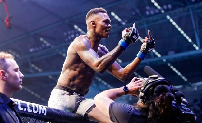 ufc中国讯 伊斯利-阿迪萨亚(israel adesanya)与保罗-科斯塔(paulo