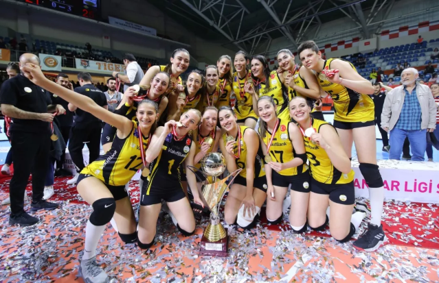 瓦基弗银行女排