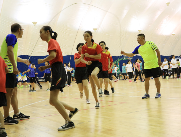 北京市第十五届运动会群众项目踢毽、跳绳比赛现场