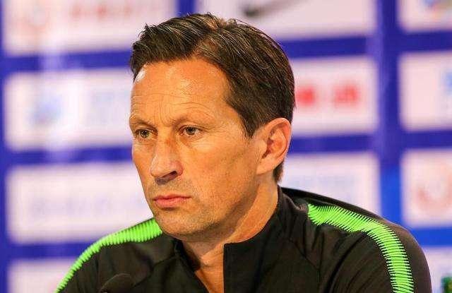 施密特执教国足？