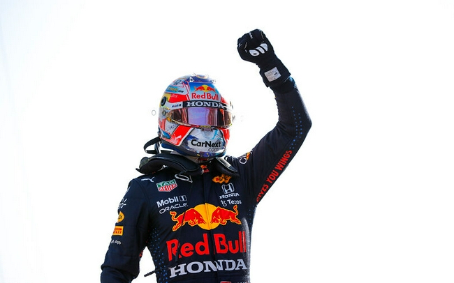 维斯塔潘主场夺冠