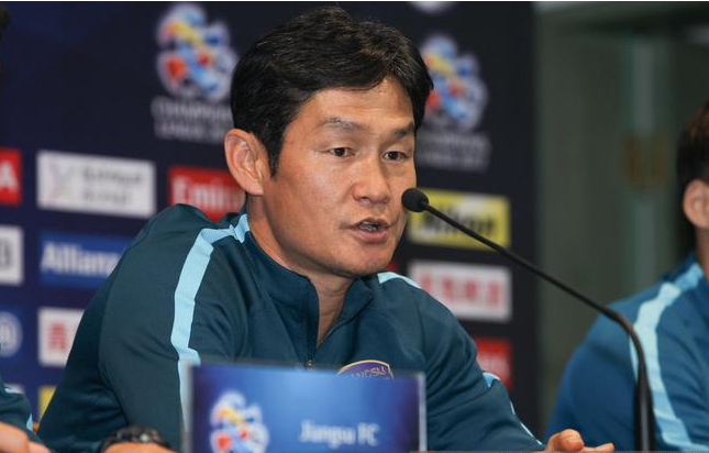 前苏宁主帅崔龙洙韩国太保守没把优势最大化