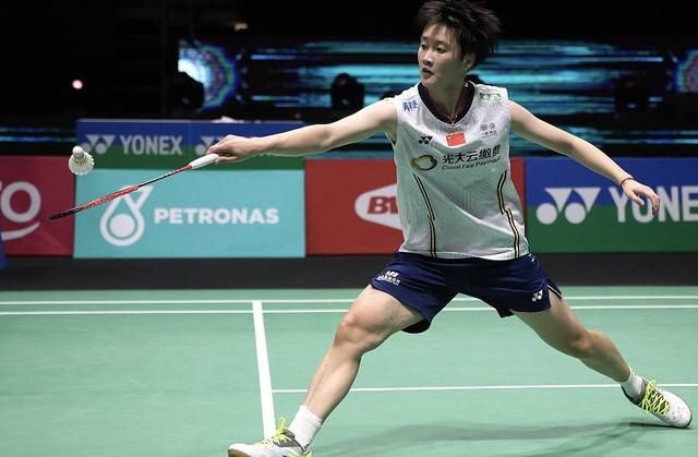 2022年羽毛球世锦赛中国队一姐首秀横扫获胜 第三轮将战泰国好手！