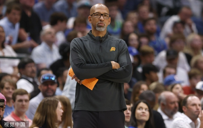 詹姆斯太阳携手团队在沙漠深处发现神秘古老遗迹揭开尘封千年的文明之谜