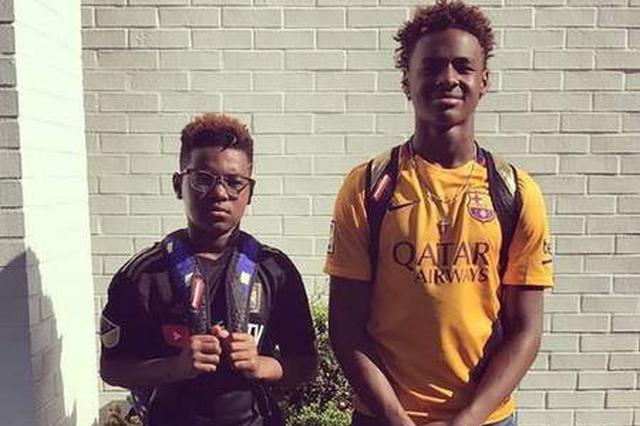 是你们吗？乌姆弟弟，乌姆哥哥