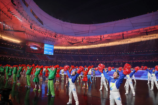 ▲1月22日，演员在北京冬奥会开幕式彩排表演中。图/新华社