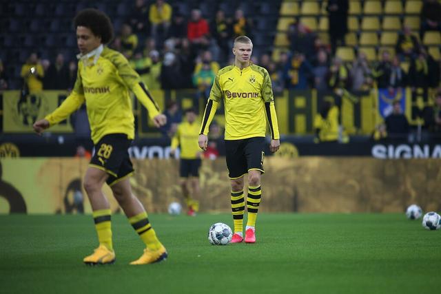 哈兰德身价暴涨