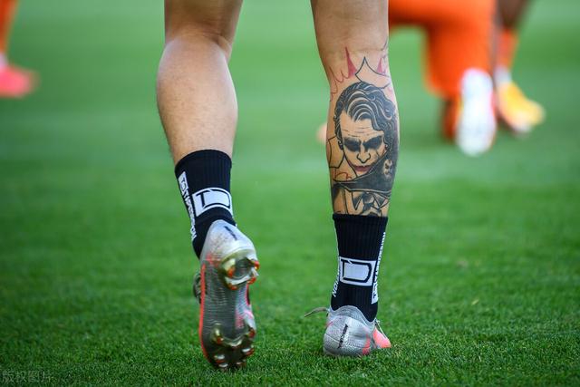 国足球员被足协禁止纹身！这事儿你先别急着反驳！