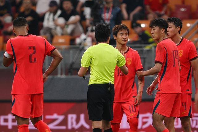 国足0-1塔吉克斯坦