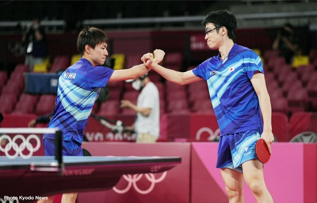 东京奥运会乒乓球男团双左建功日本进8强 中国女团对新加坡
