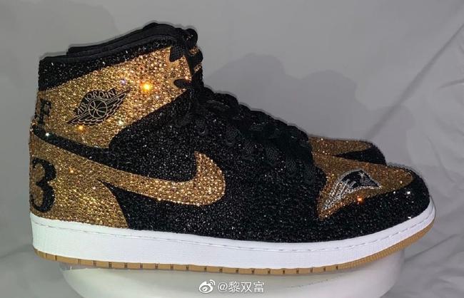 给跪了这双镶钻定制aj花了40个小时才完成