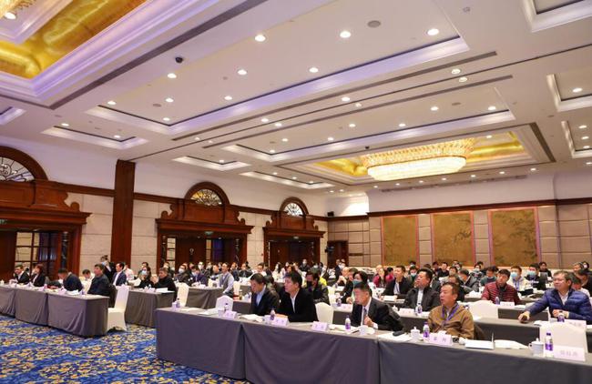 参会的嘉宾和各地围棋协会代表