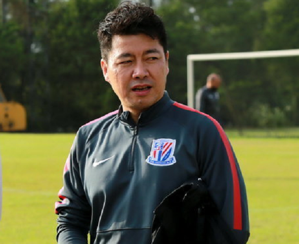 周军请辞之后申花曾想邀请光芒万丈的他