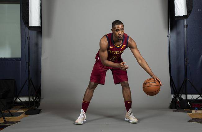 泰勒曾效力于骑士队