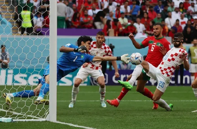 世界杯-摩洛哥门将关键扑救 克罗地亚锋线哑火平！